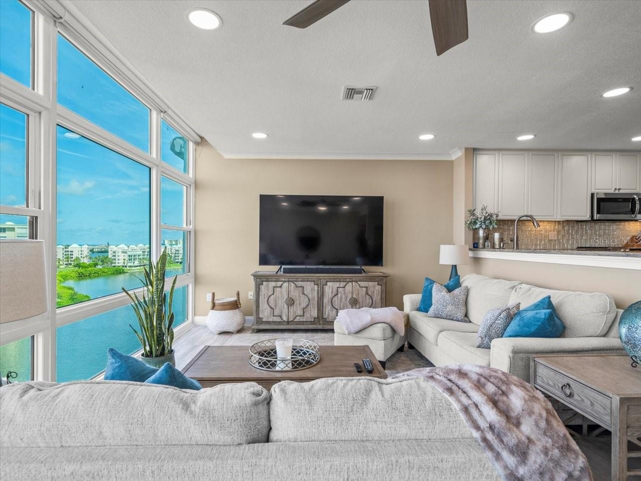 7600 SUN ISLAND DRIVE S 804