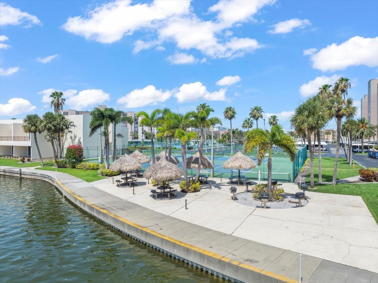 BAY ISLAND GROUP 14 - Residential