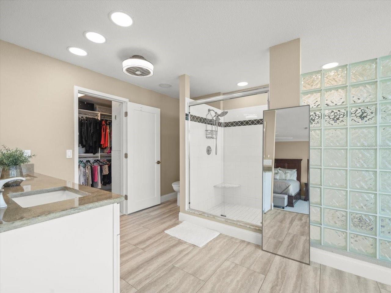 BAY ISLAND GROUP 14 - Residential