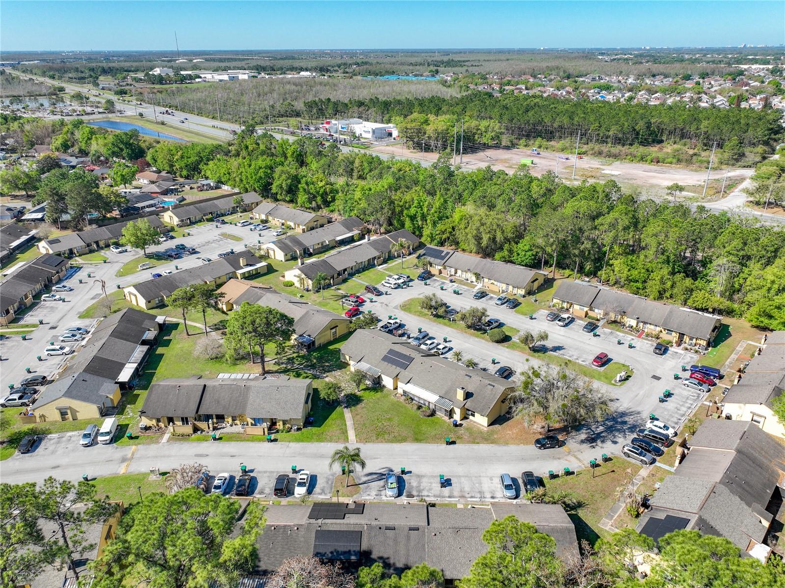 CREEKSIDE VILLAS AT MEADOW WOODS - Residential