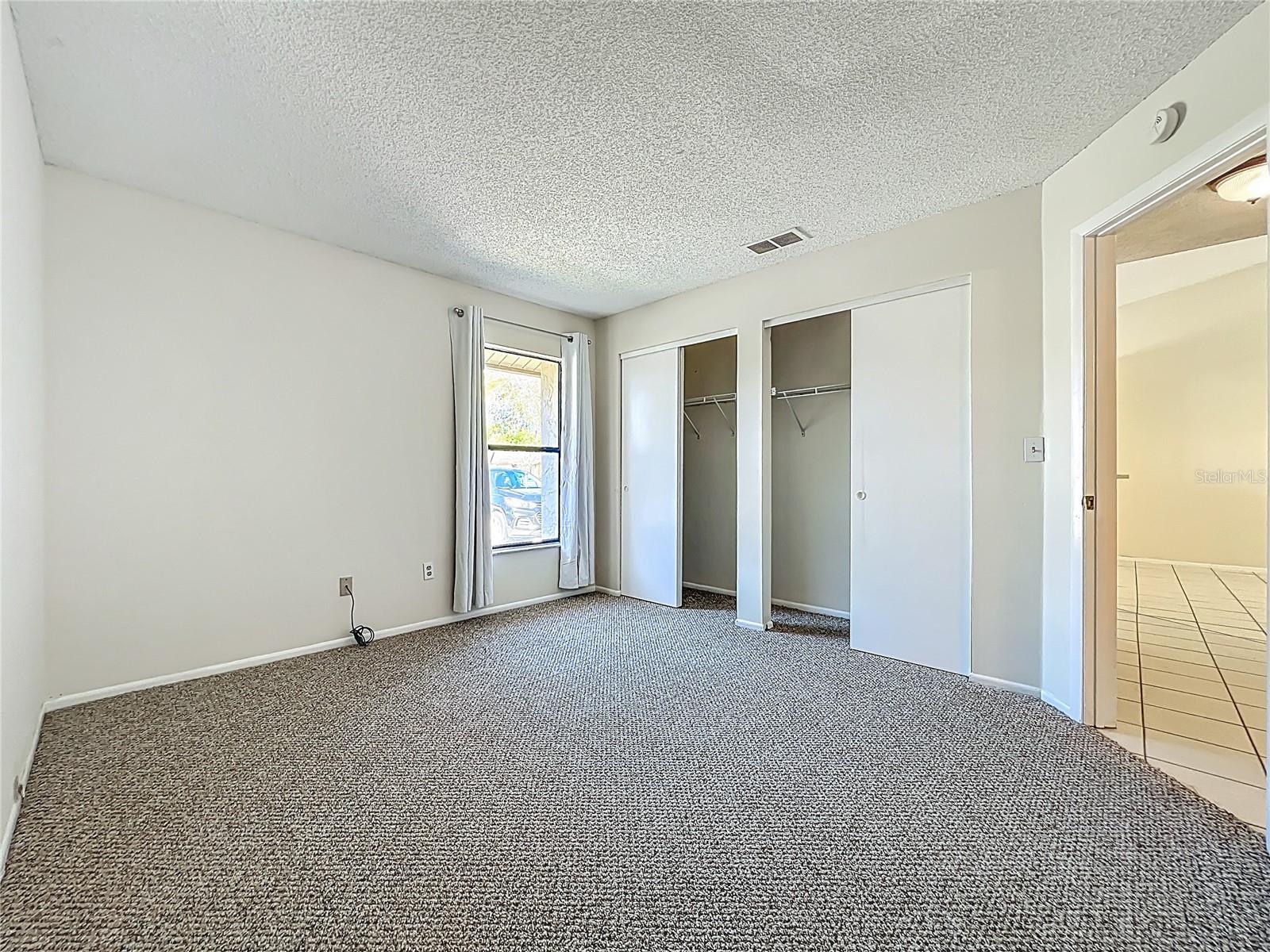 CREEKSIDE VILLAS AT MEADOW WOODS - Residential