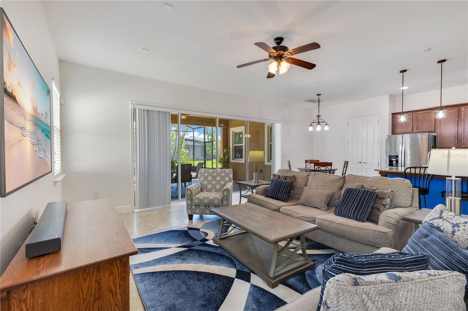 5017 E FOUNTAINWOOD DRIVE