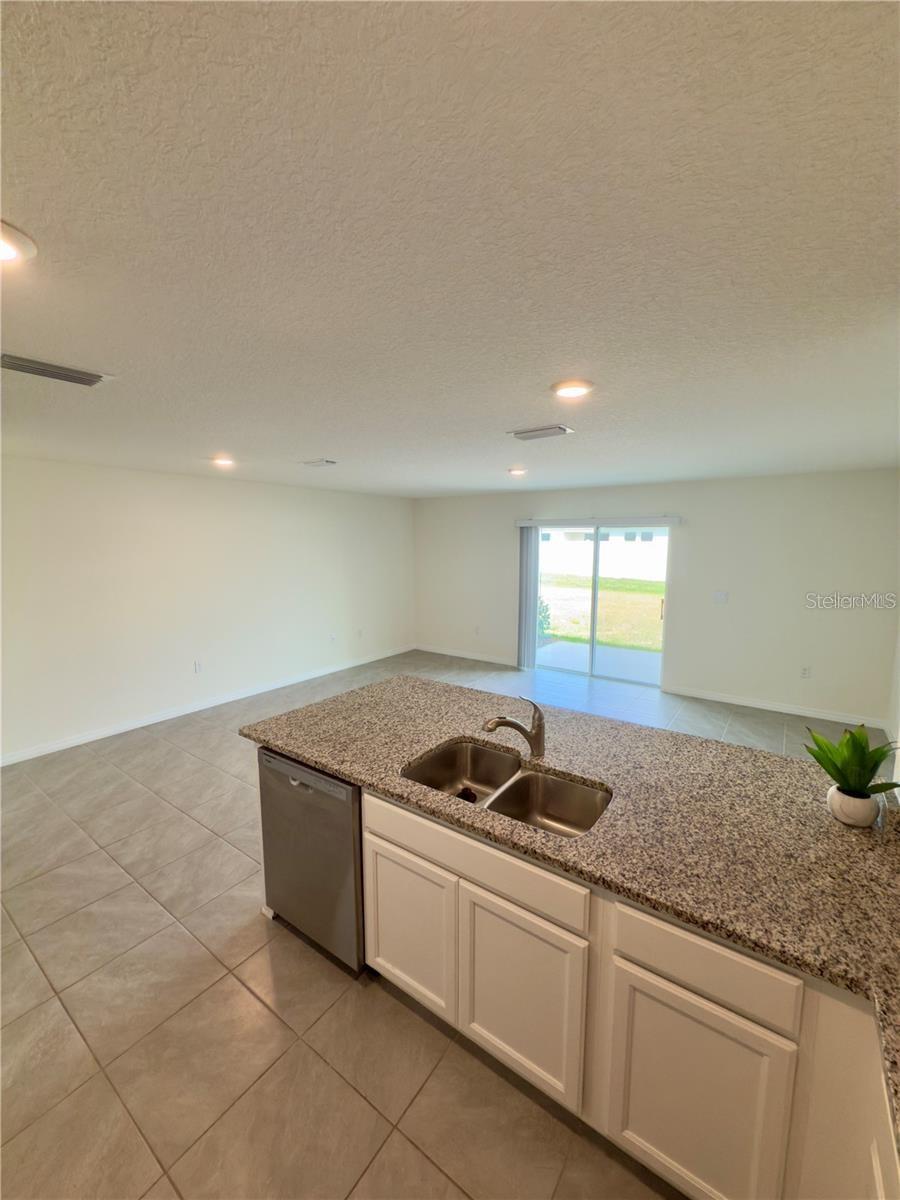 HARMONY WEST TWNHMS - Residential Lease