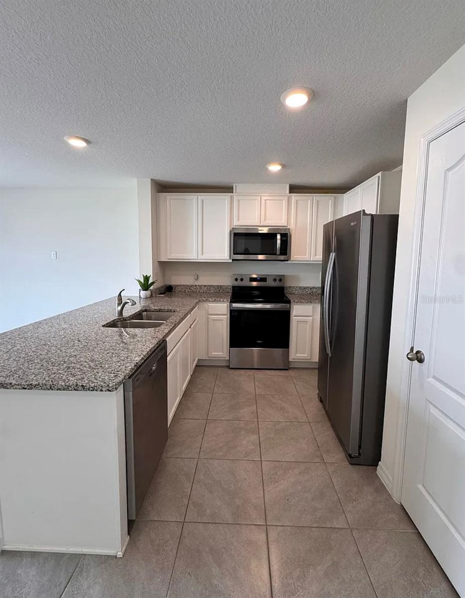 HARMONY WEST TWNHMS - Residential Lease