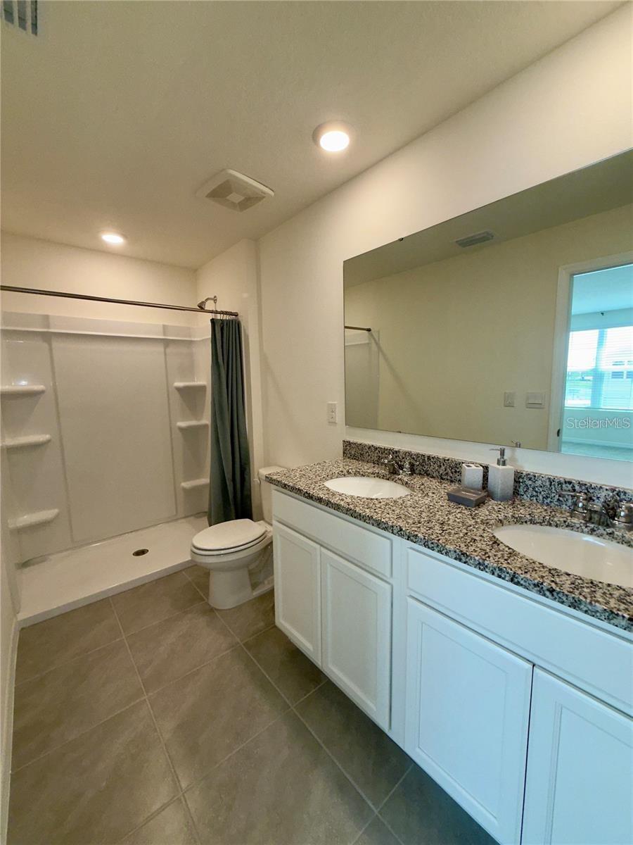 HARMONY WEST TWNHMS - Residential Lease