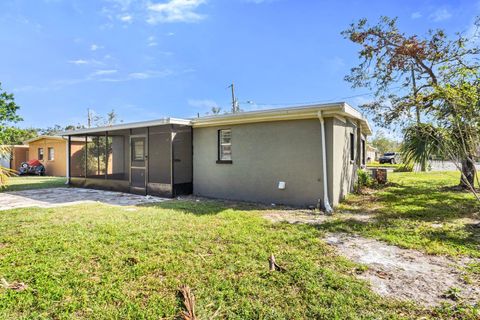 A home in SARASOTA