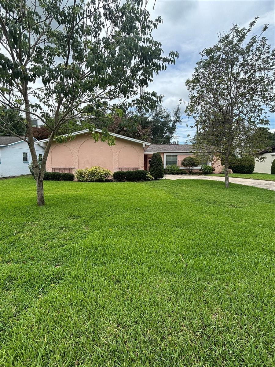 Photo of 2709 E 122nd Avenue, Tampa, FL 33612 (MLS # TB8534566)