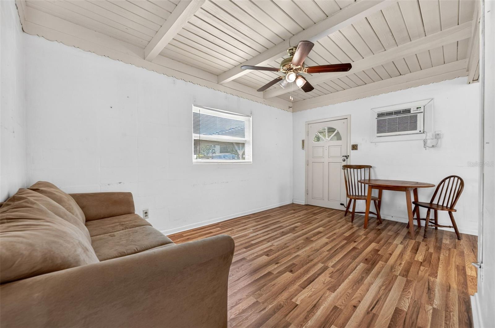 353 DOROTHY AVENUE