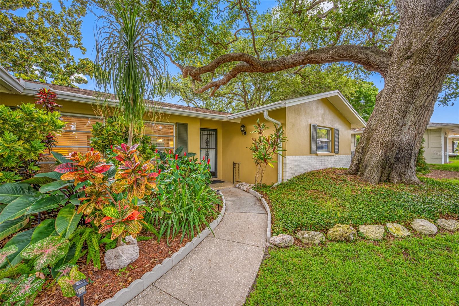 2036 FOREST DRIVE