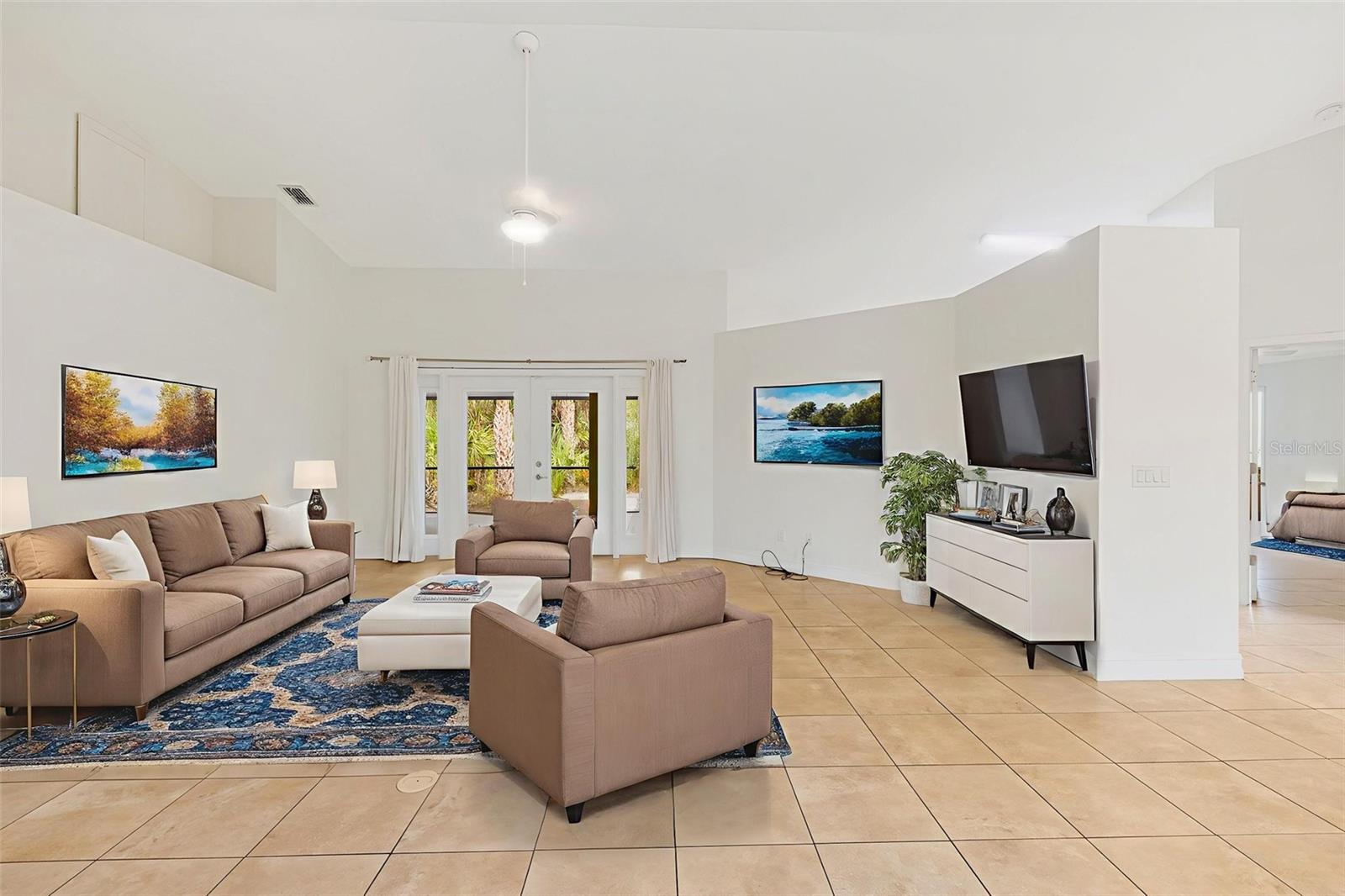 1930 GRANDVIEW DRIVE