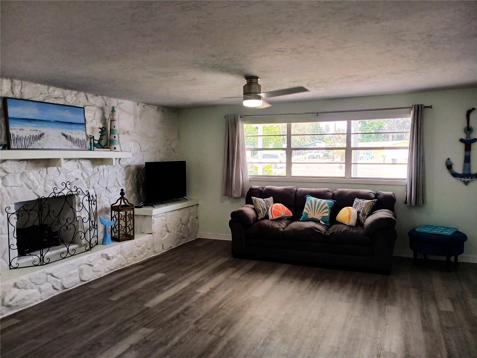 BAYSHORE GARDENS SEC 7 - Residential