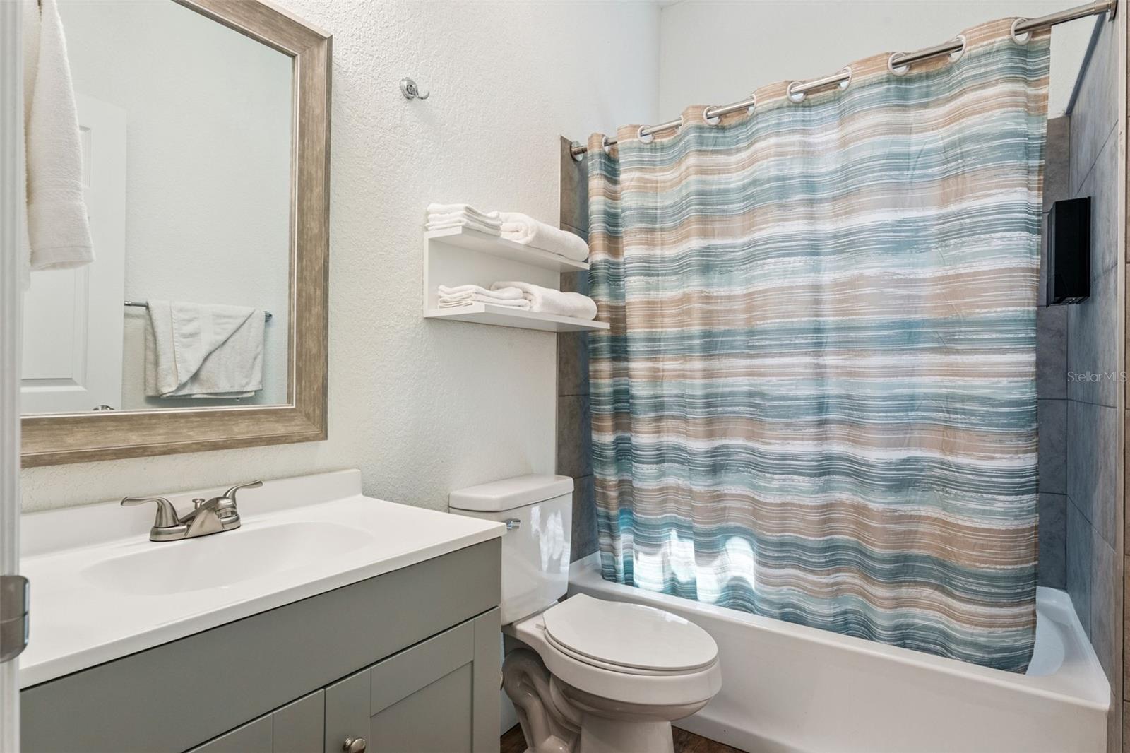 PINE GROVE PARK - Residential