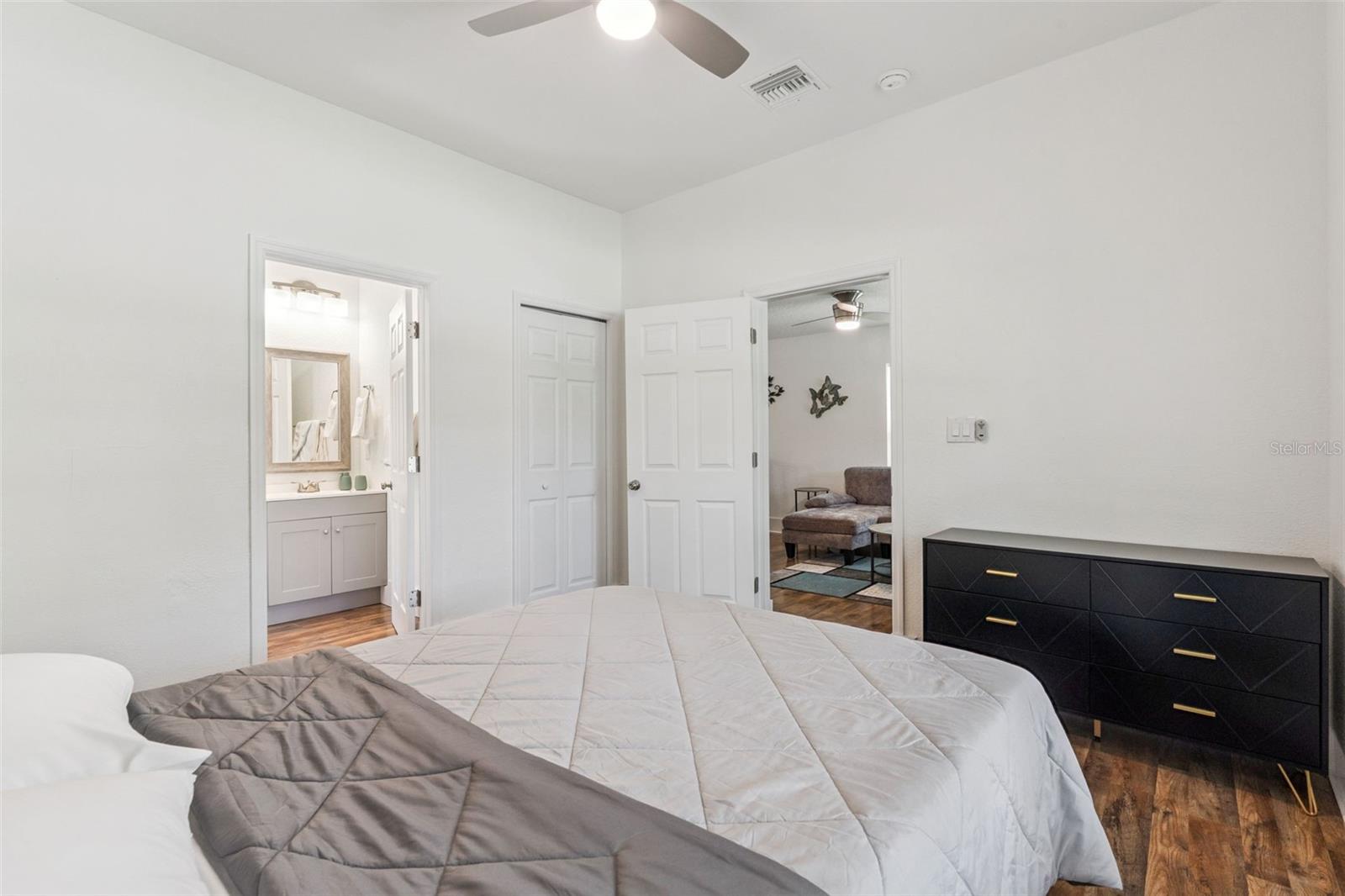 PINE GROVE PARK - Residential