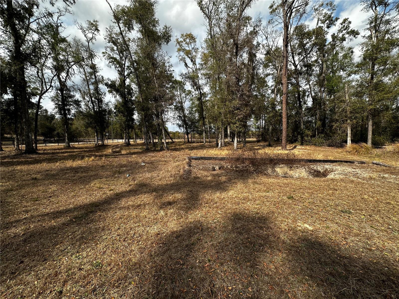 OAKWOOD ACRES UNREC SUB - Land