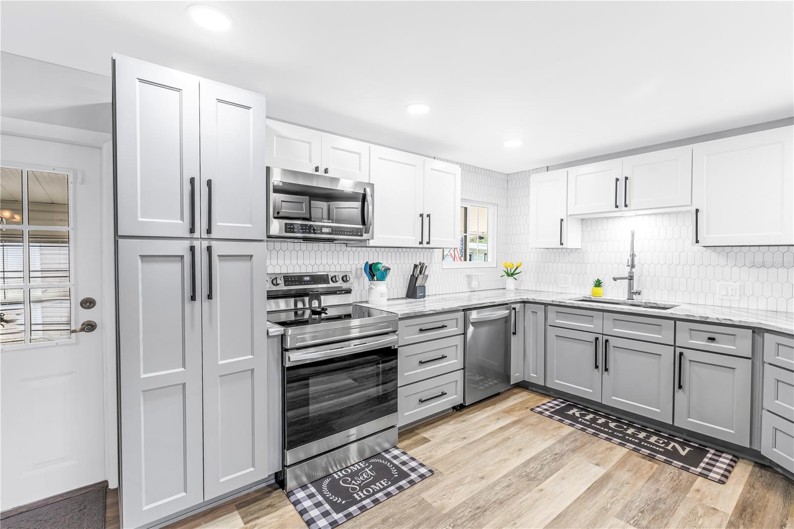 PALM HILL MOBILE HOME PARK UNREC - Residential