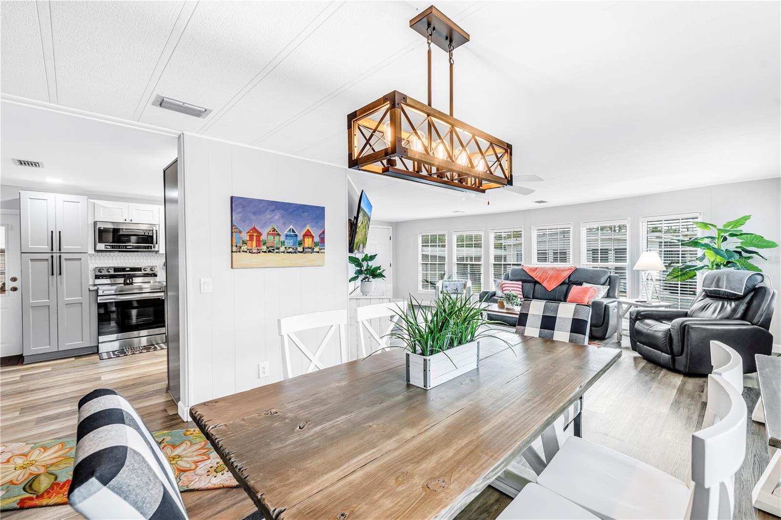 PALM HILL MOBILE HOME PARK UNREC - Residential