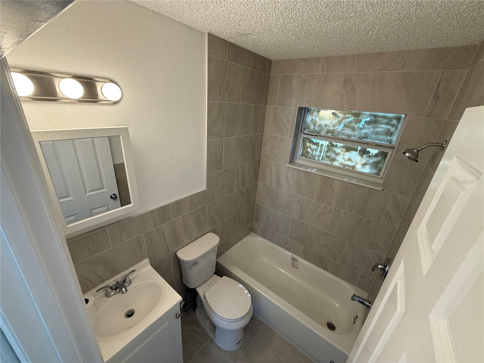 KELLY JOHN ALEX-BRUCE SUB - Residential Income