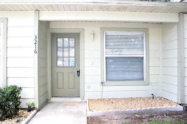 3216 CHESSWOOD AVE, KISSIMMEE, FL 34741 - Image f02b6cffc7e1cbae89a67d96e8bd842a/4035861600