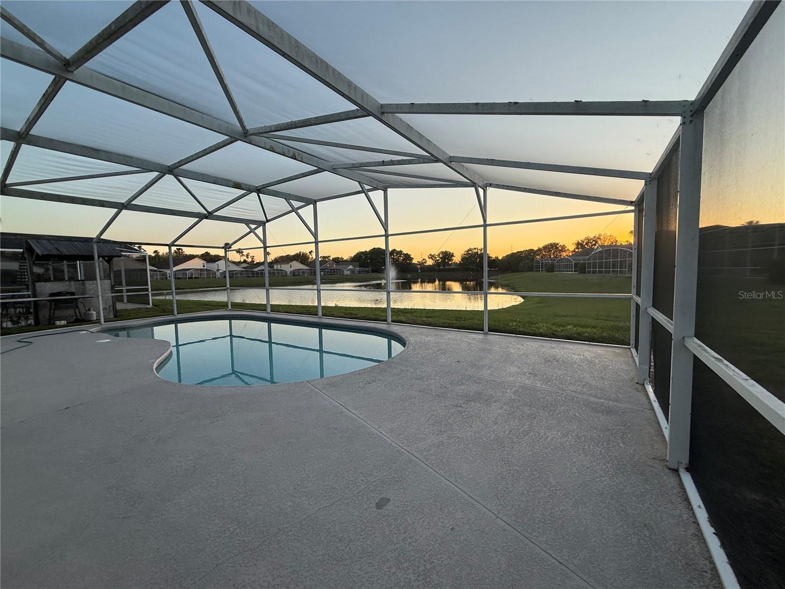 HAMPTON ESTATES - Residential