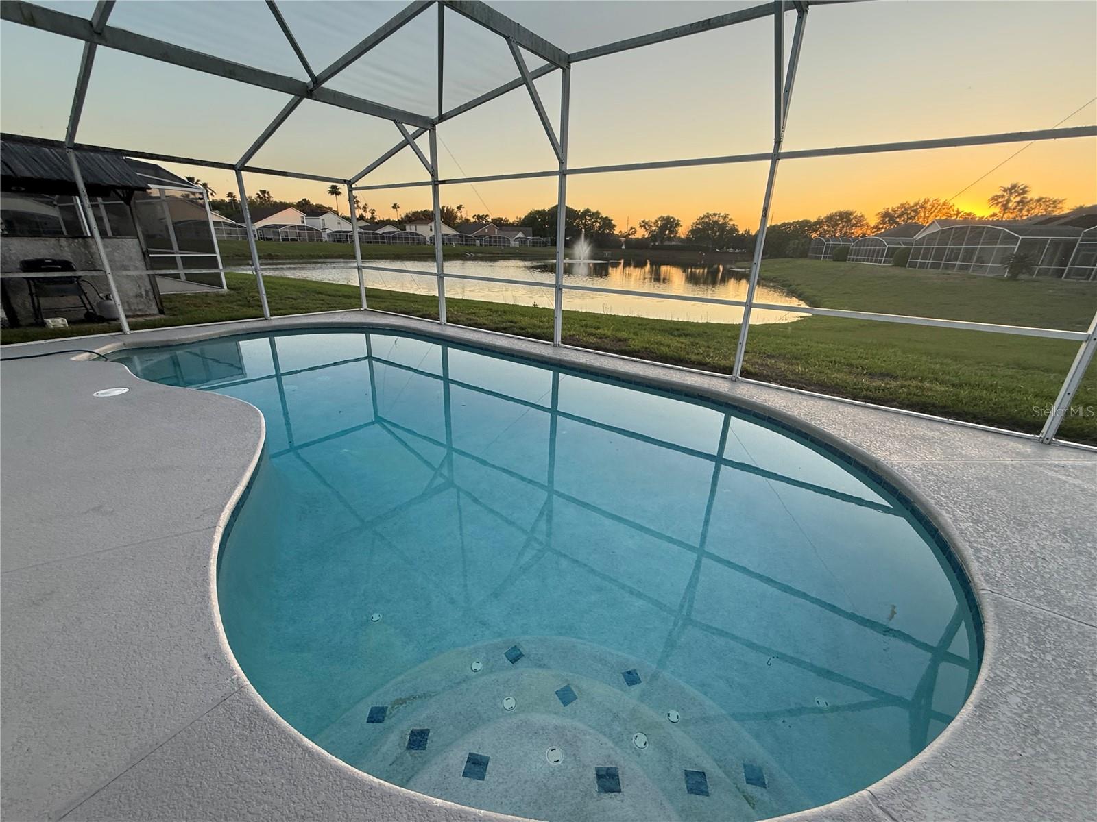 HAMPTON ESTATES - Residential