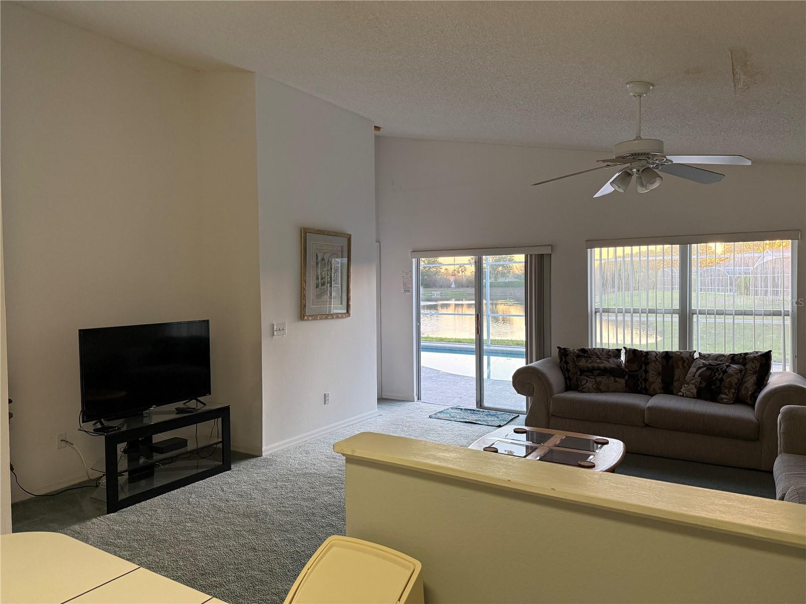 HAMPTON ESTATES - Residential