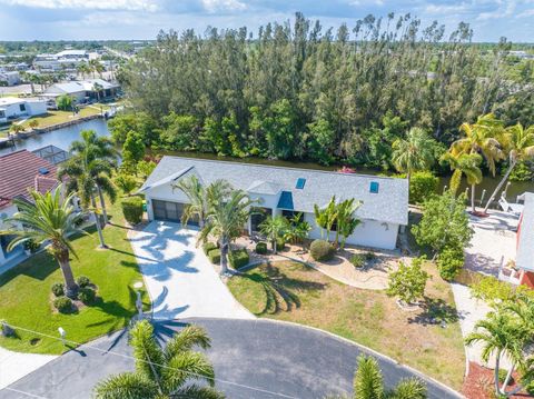 A home in PUNTA GORDA