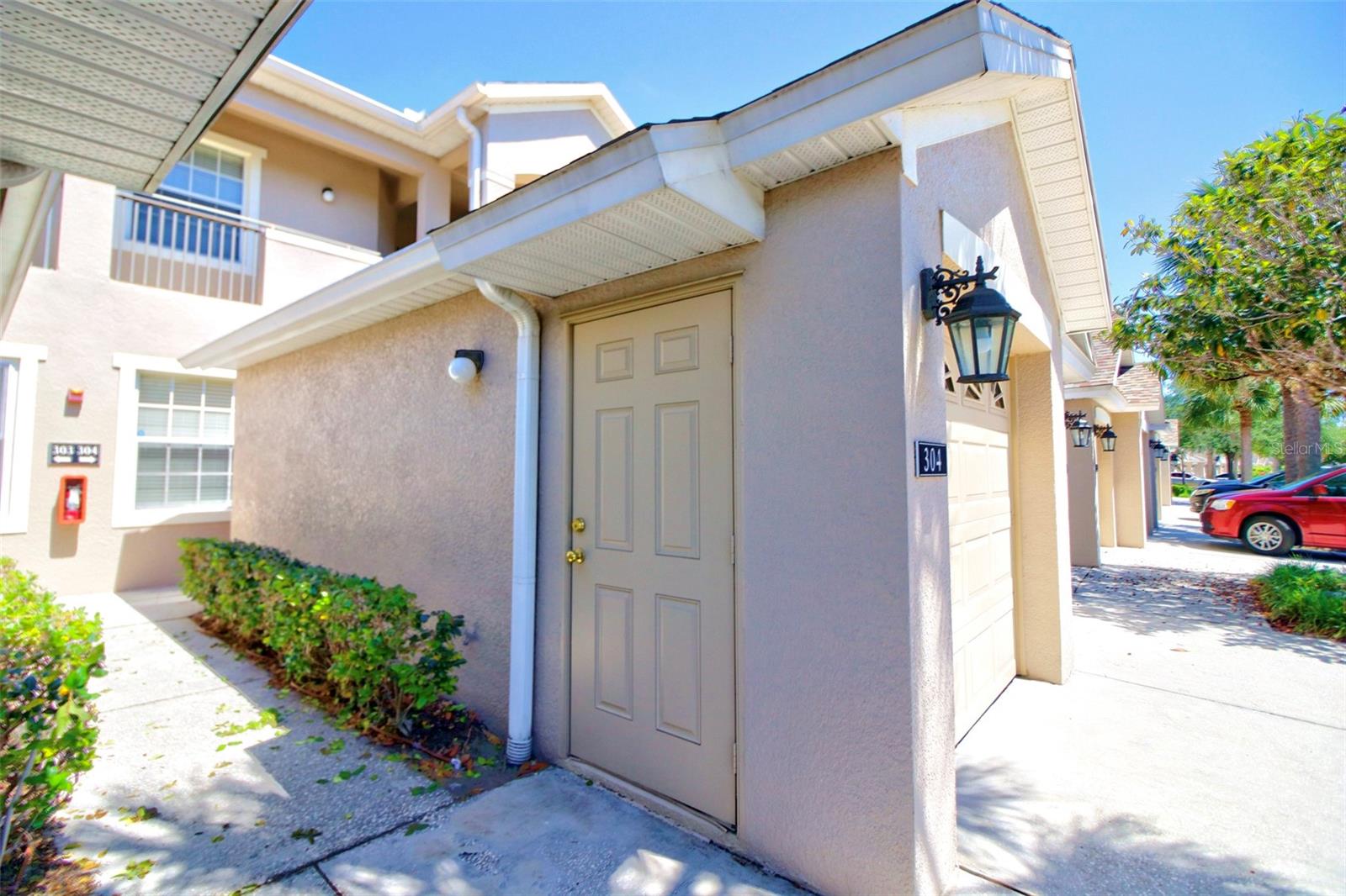 9435 MYRTLE CREEK LANE 304