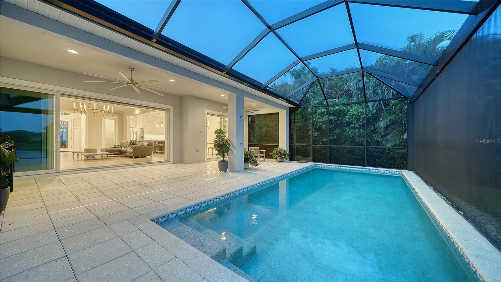 SANDHILL LAKE - Residential