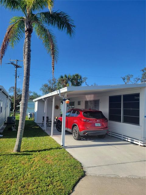 A home in ELLENTON