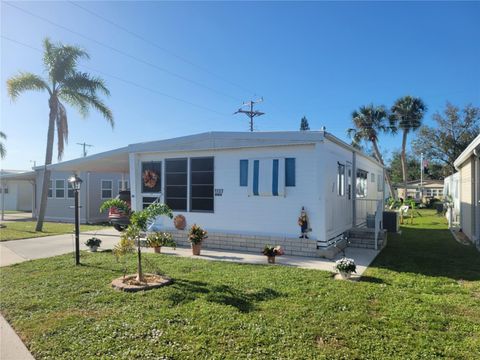 A home in ELLENTON