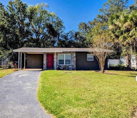 A home in TAMPA