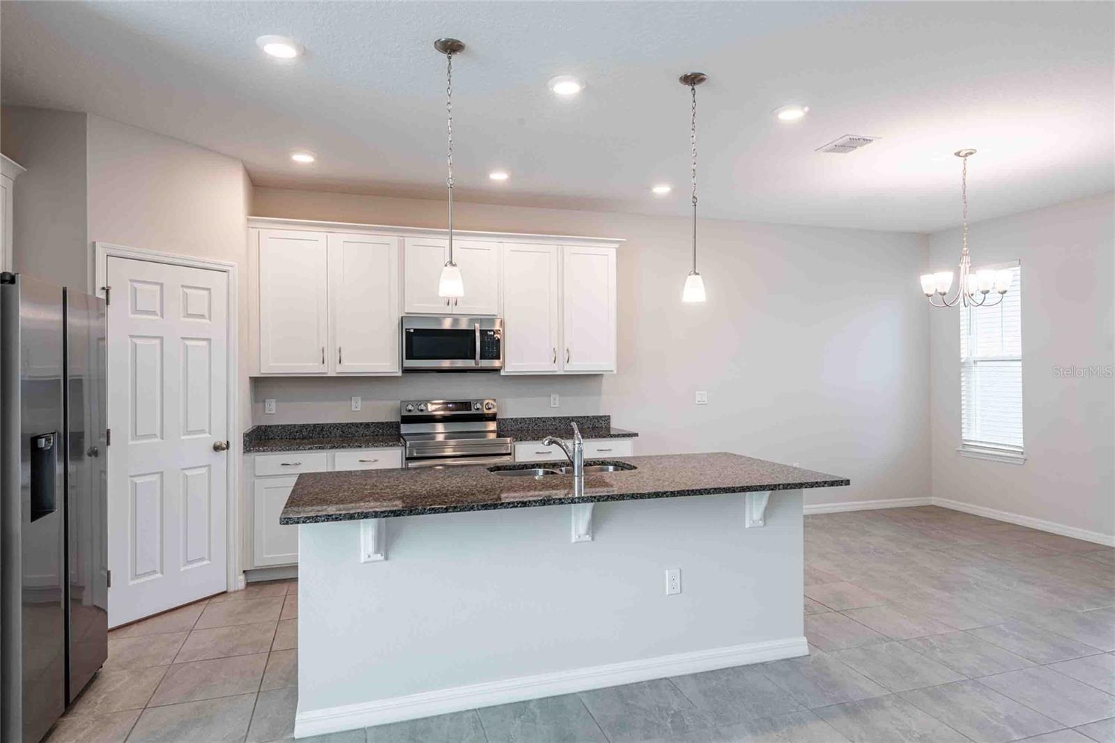 AVALON PARK WEST PRCL E PH I - Residential