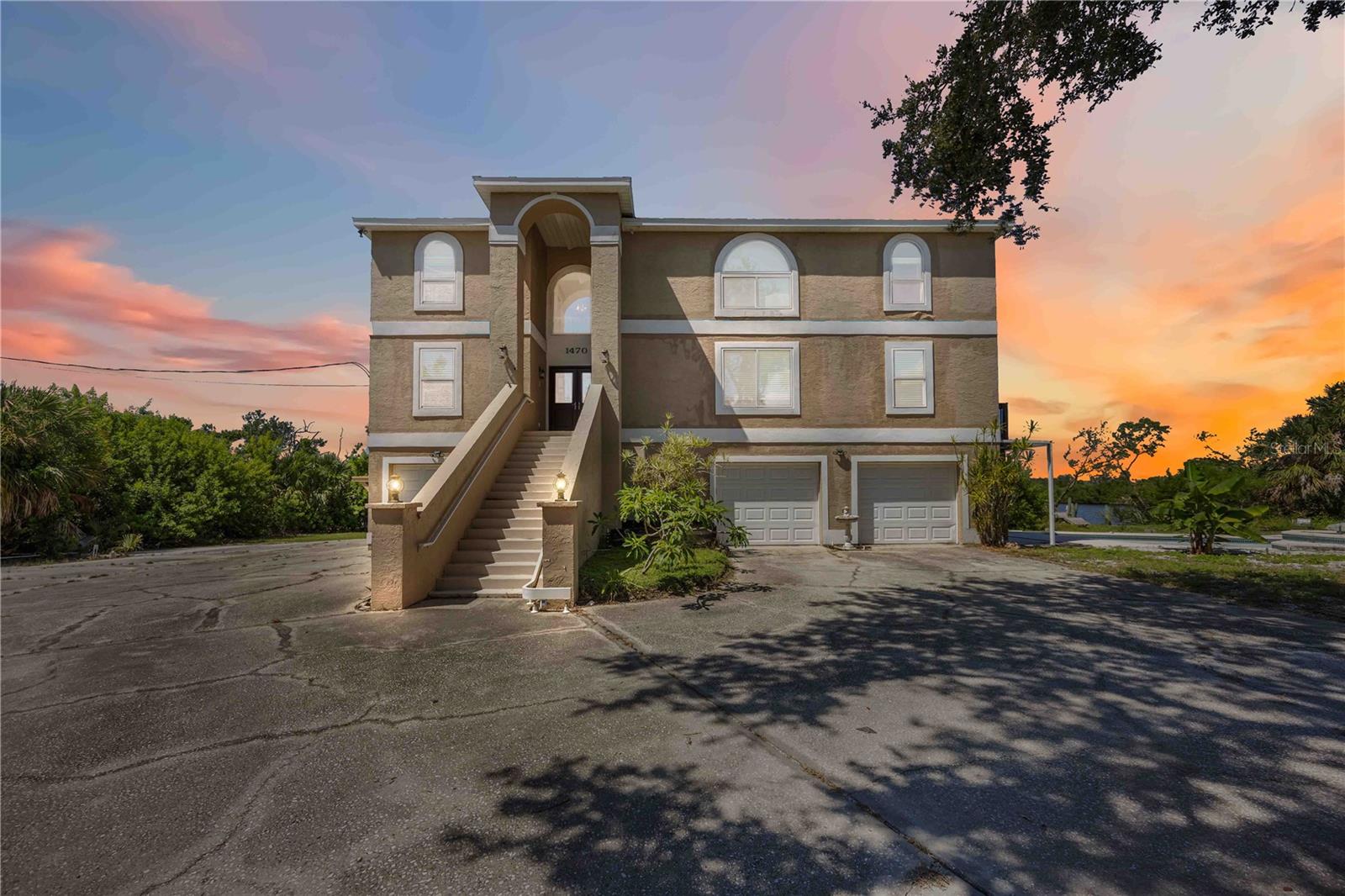 LILES & STANTON - Residential