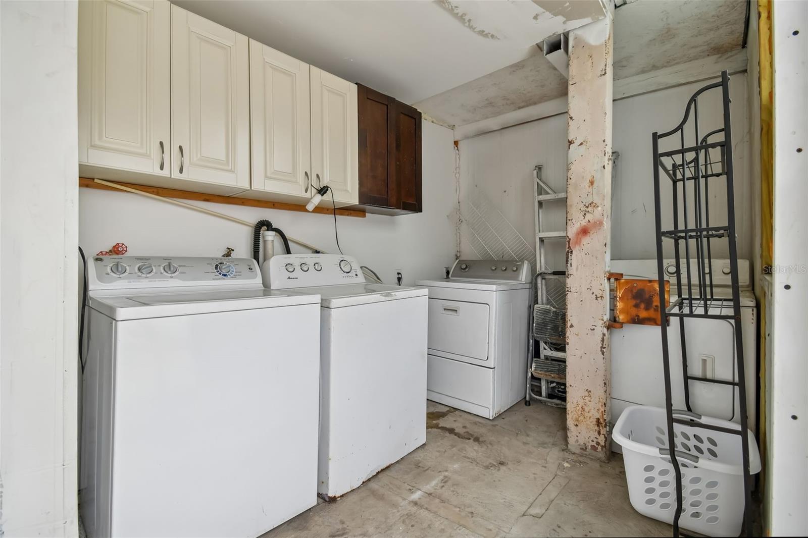 CHERRY LANE ESTATES - Residential