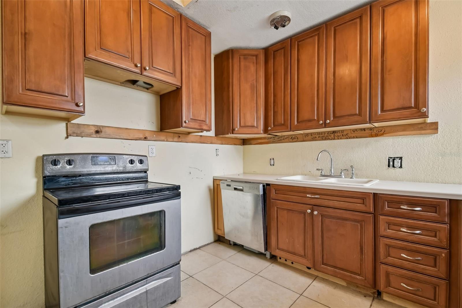 CHERRY LANE ESTATES - Residential