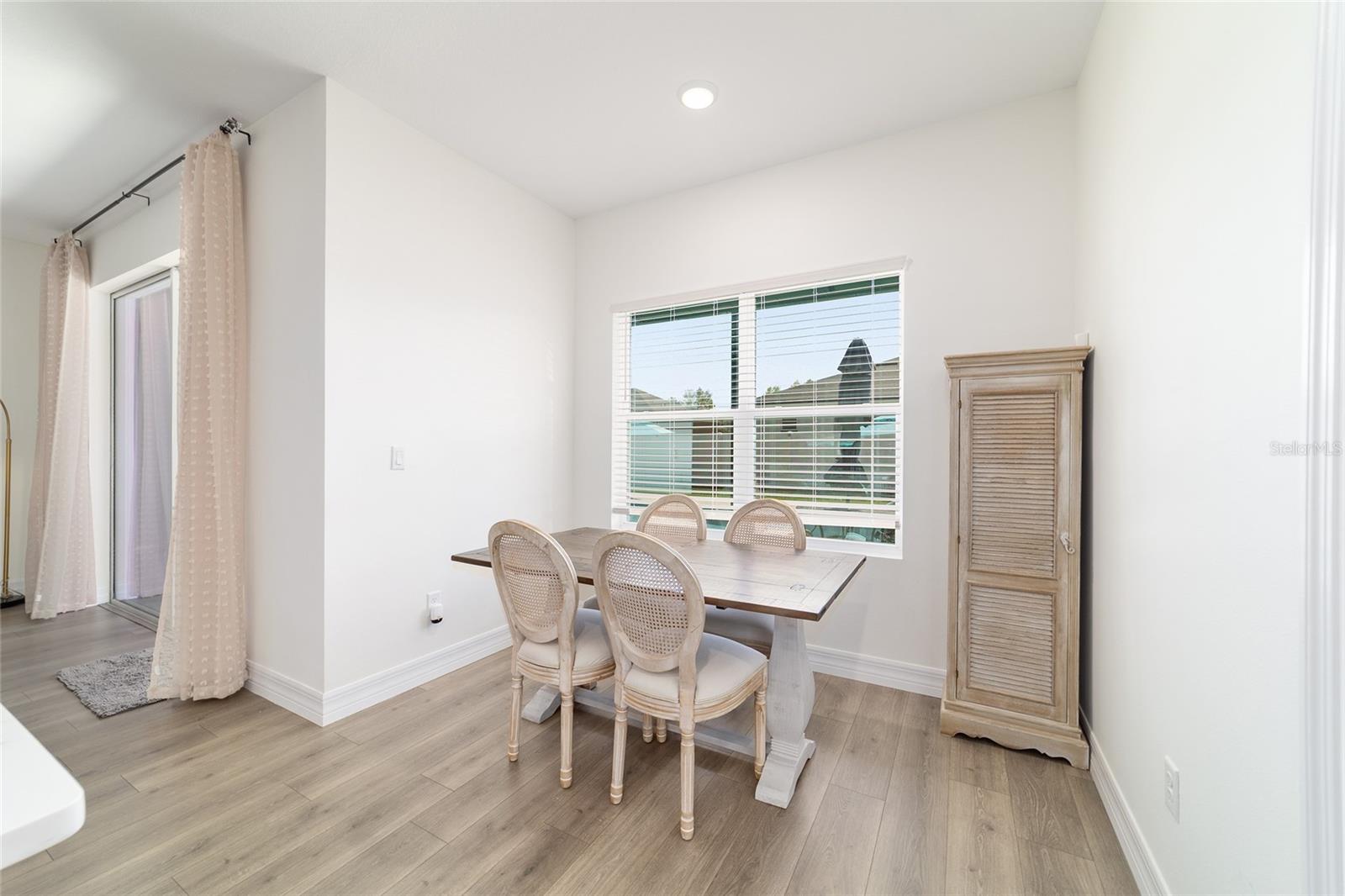 MARION OAKS - Residential