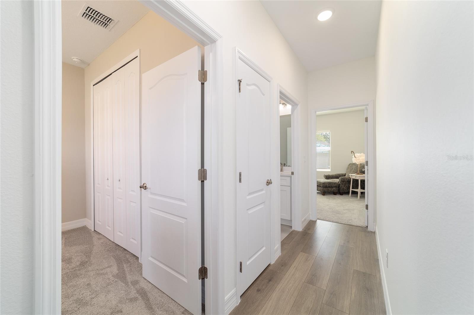 MARION OAKS - Residential