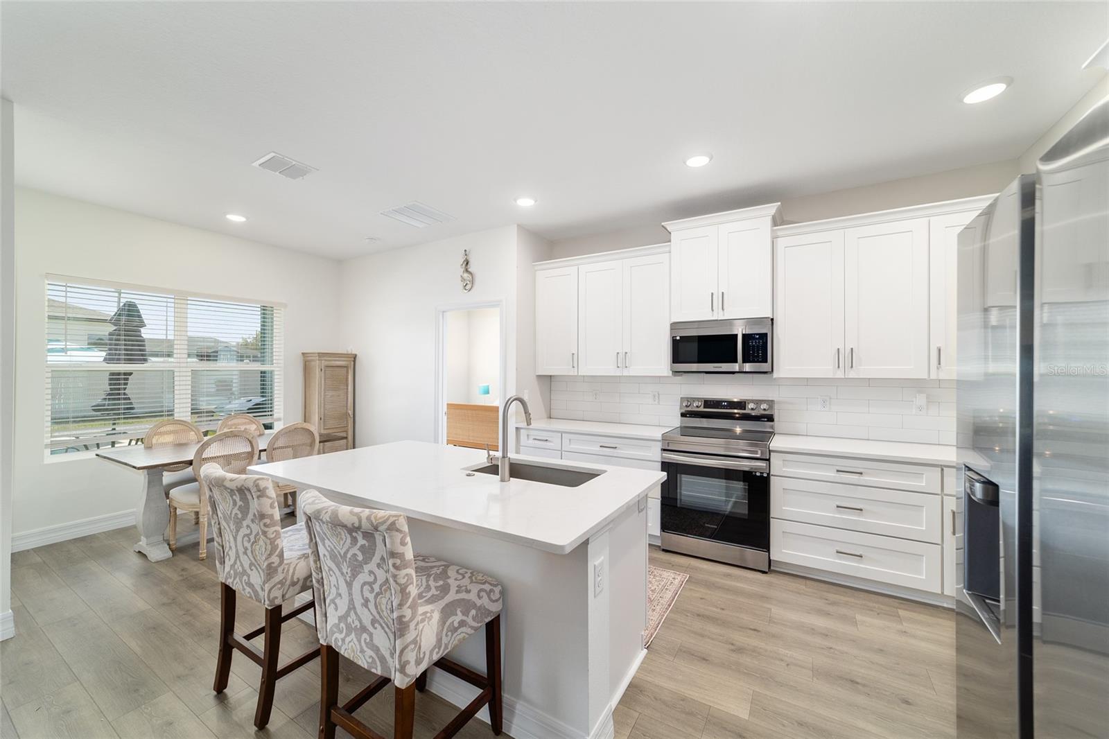 MARION OAKS - Residential