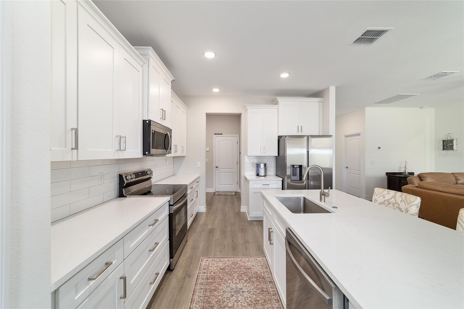 MARION OAKS - Residential