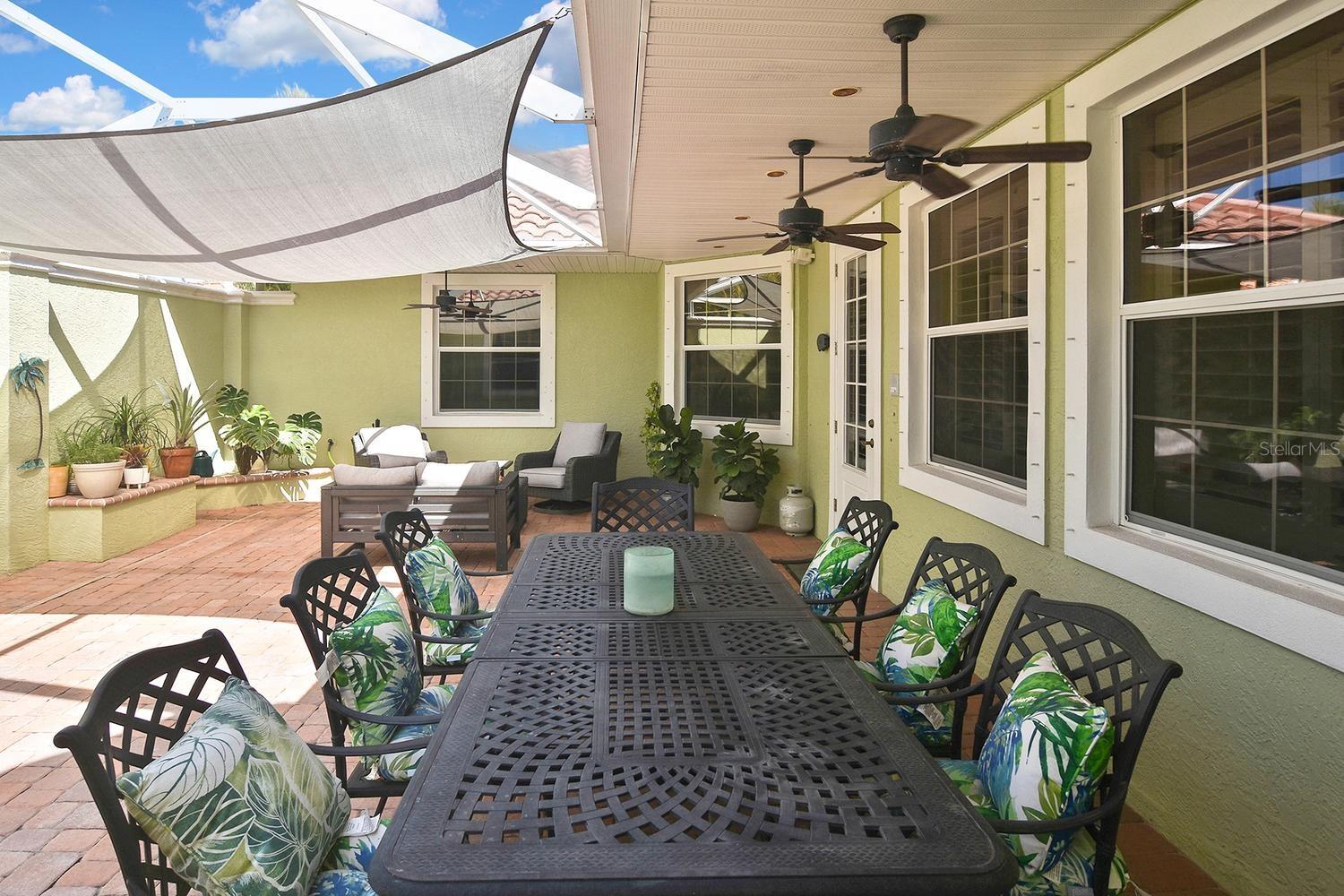 THE COURTYARDS OF VENICE - Residential