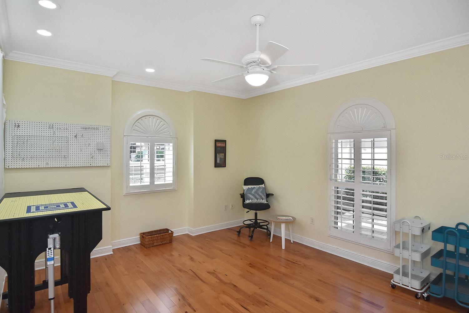 THE COURTYARDS OF VENICE - Residential