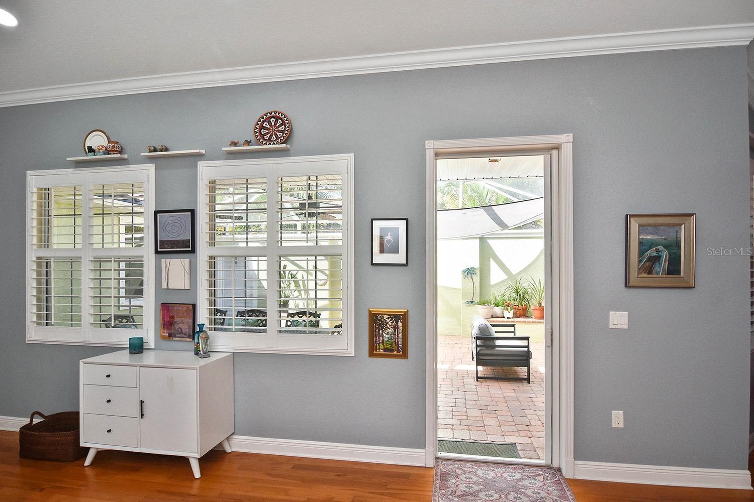 THE COURTYARDS OF VENICE - Residential