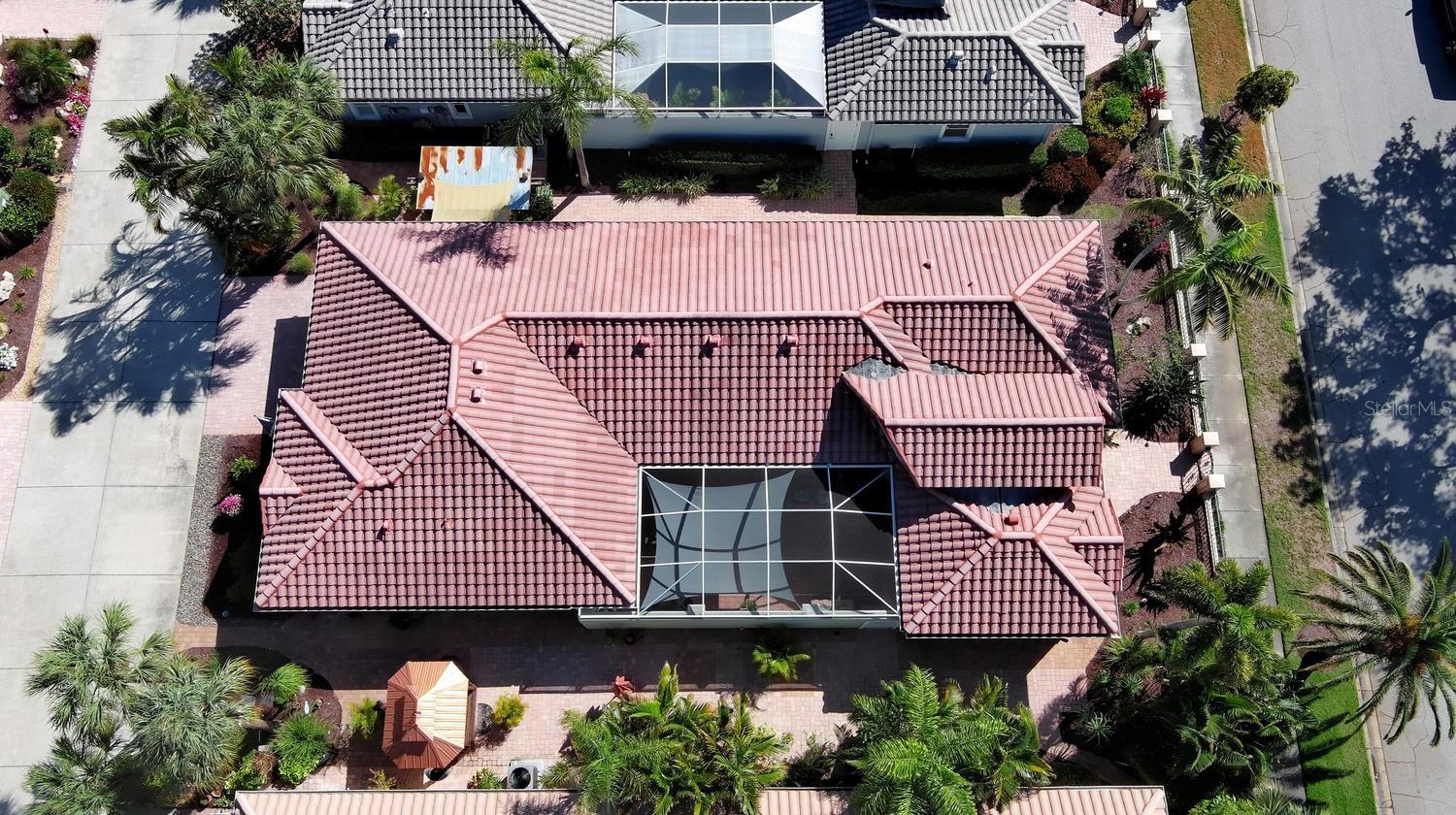 THE COURTYARDS OF VENICE - Residential