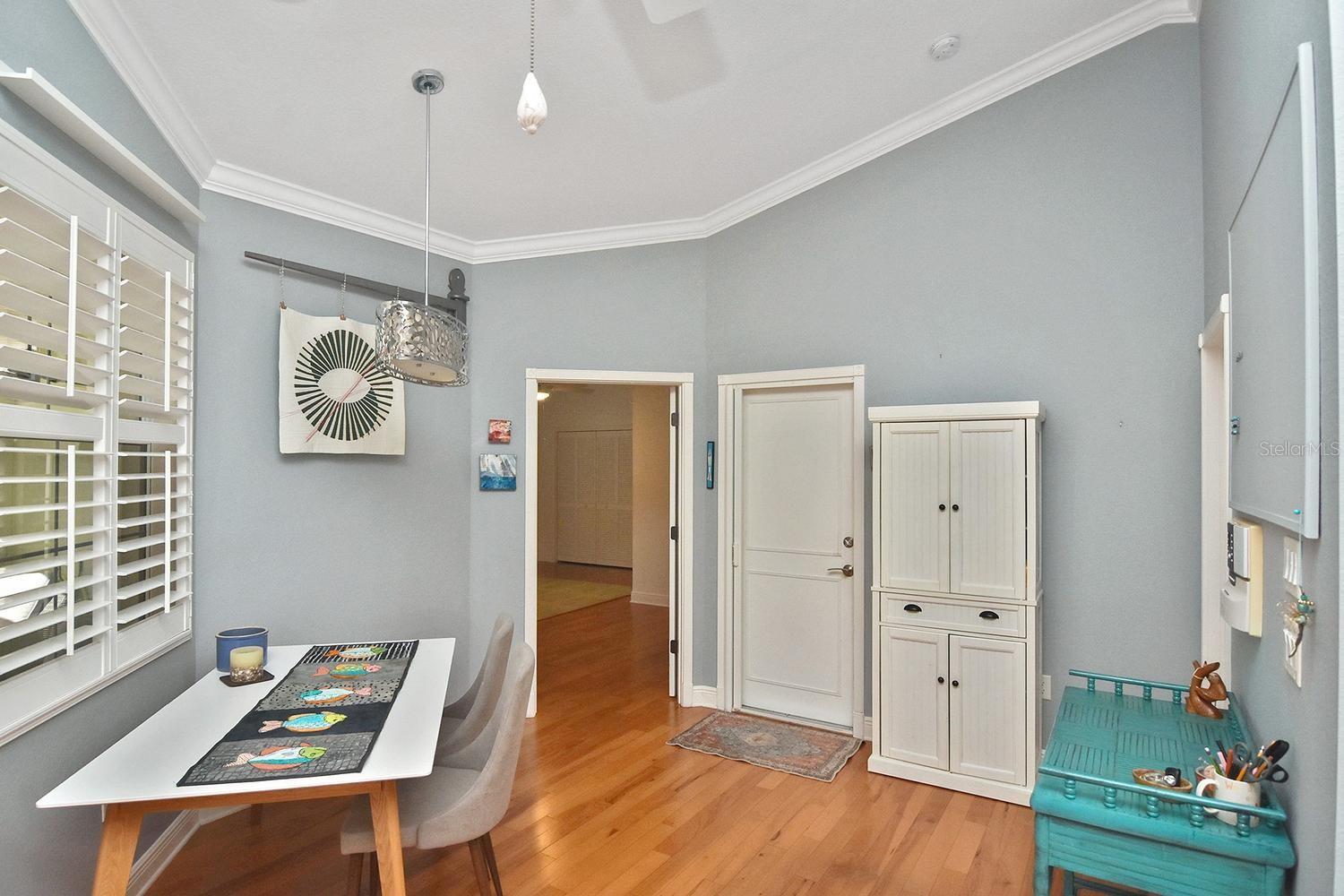 THE COURTYARDS OF VENICE - Residential