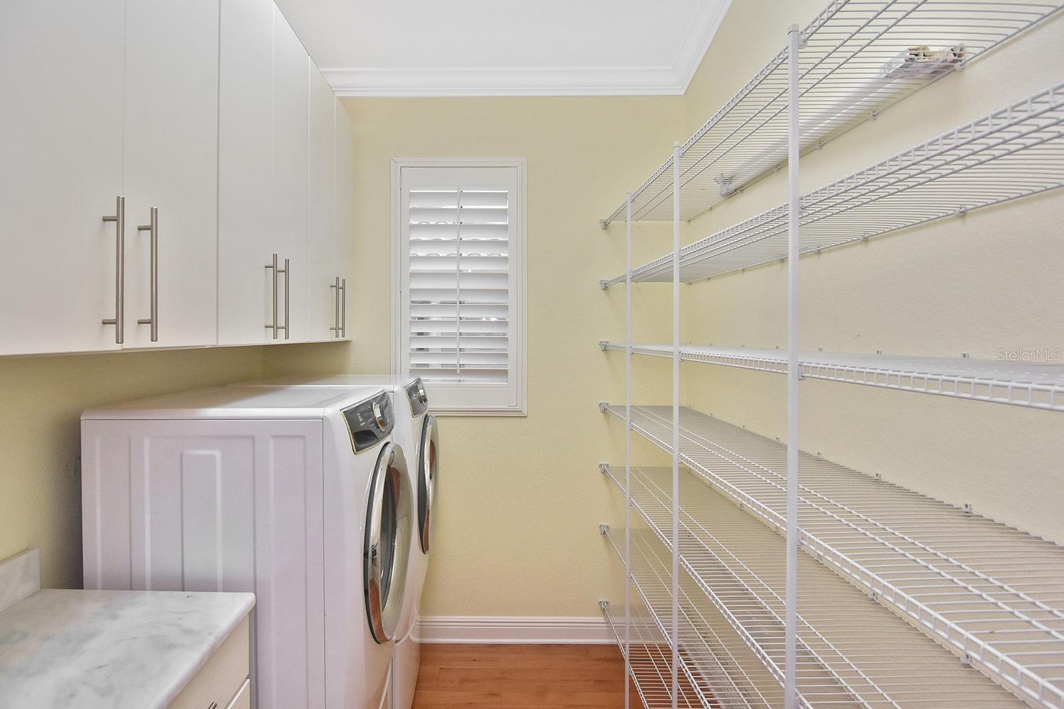 THE COURTYARDS OF VENICE - Residential