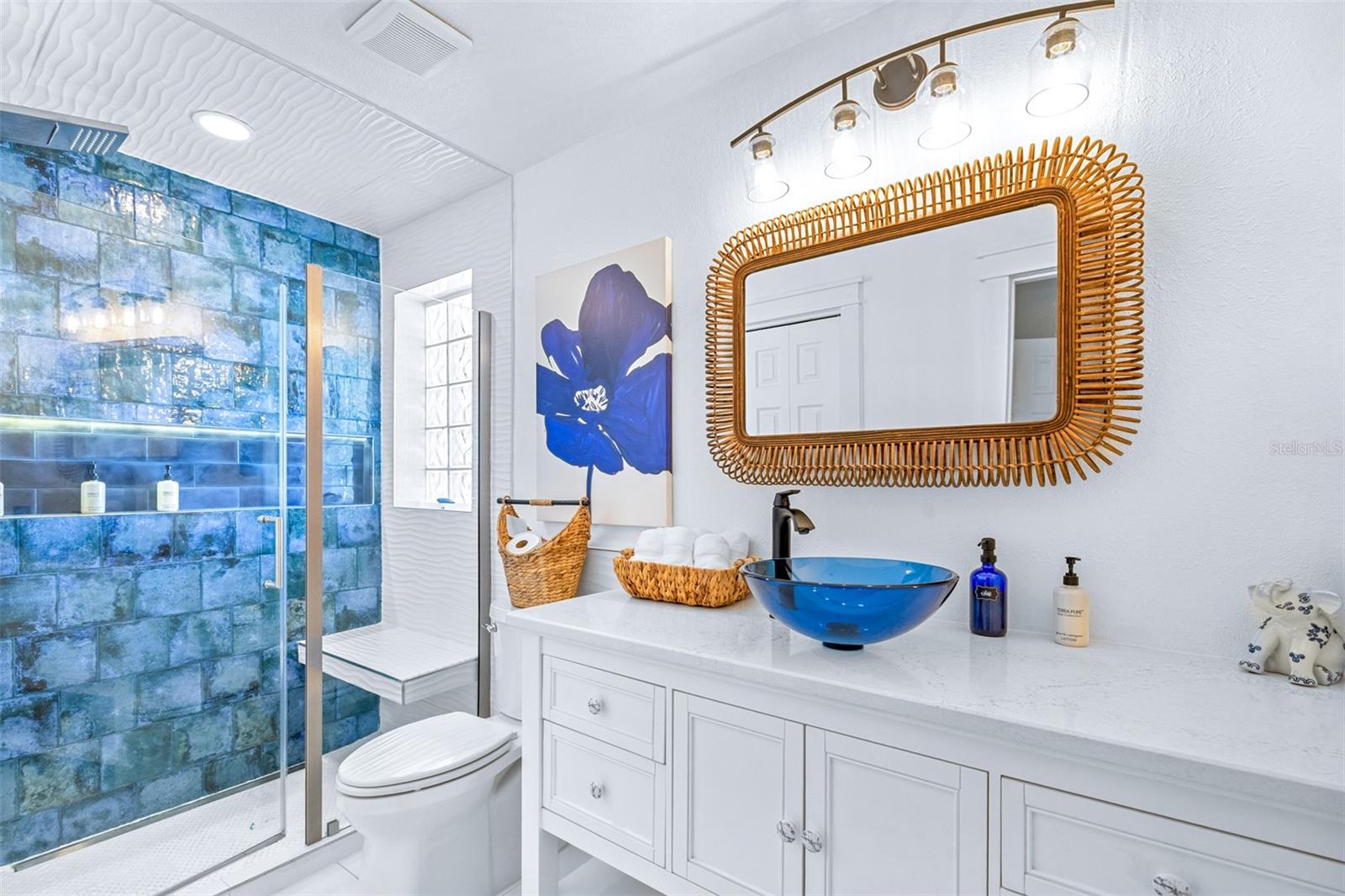 ELOISE WOODS LAKE MARIAM UNIT - Residential