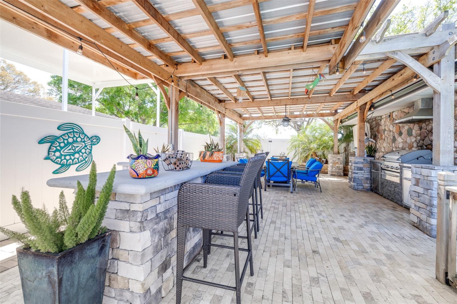 ELOISE WOODS LAKE MARIAM UNIT - Residential