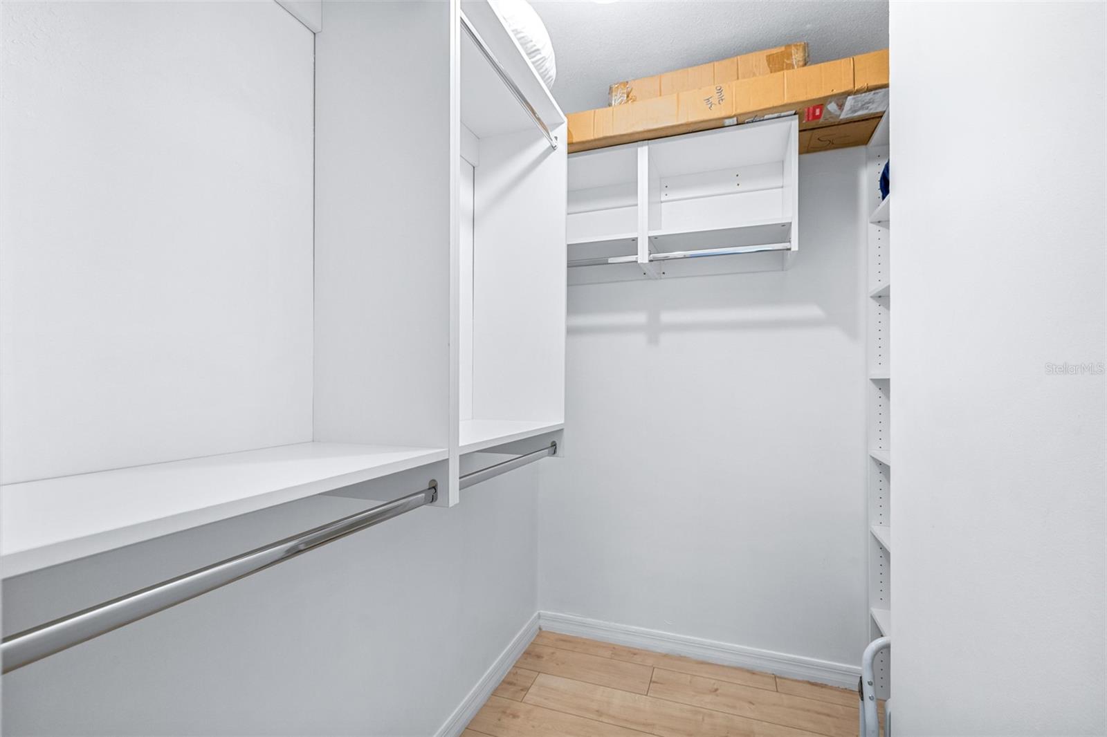 ELOISE WOODS LAKE MARIAM UNIT - Residential