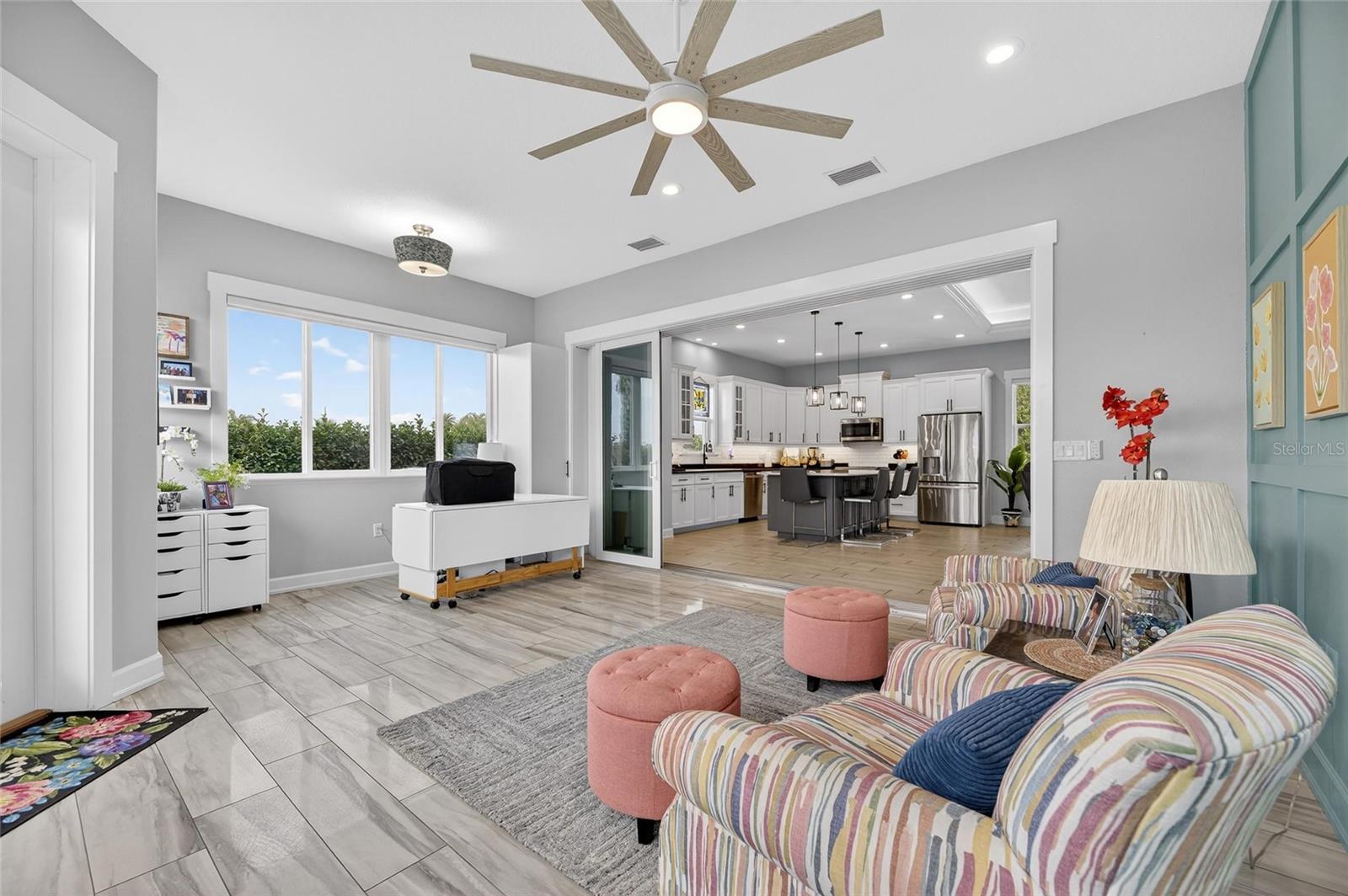 BAY LAKE RESIDENCE - Residential