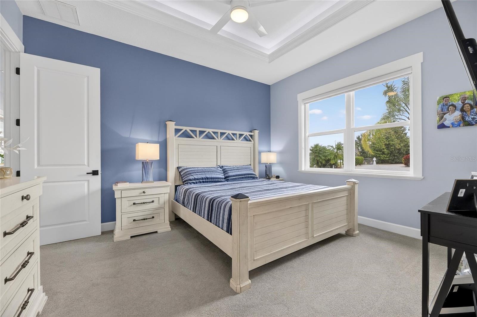 BAY LAKE RESIDENCE - Residential